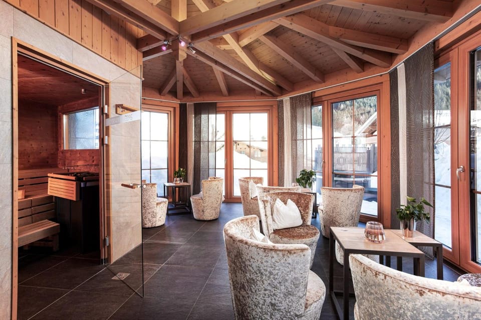 ALMHOF Alpin Apartments & Spa Apartment hotel in Salzburgerland