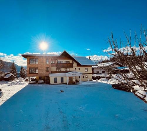 Pension Vorberghof- Bauernhofurlaub Hotel in Schladming