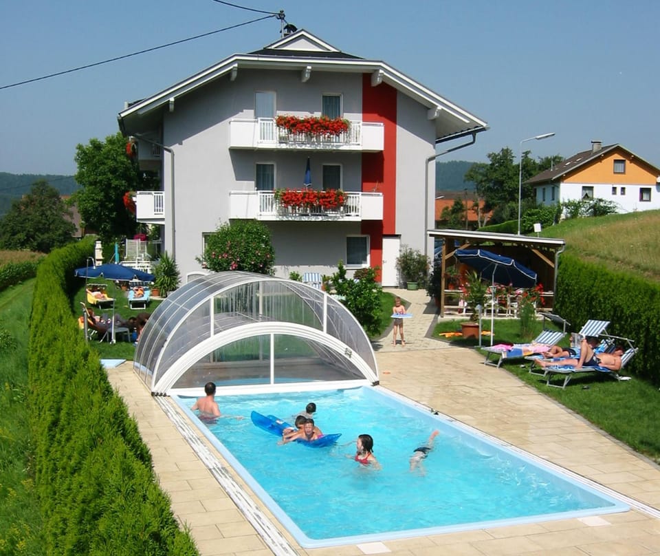 Karnten Apartment Turnersee Hotel in Carinthia, Austria