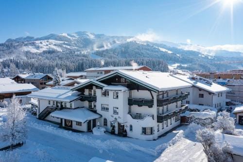 Alpen Gluck Hotel Villa Lisa garni Hotel in Salzburgerland
