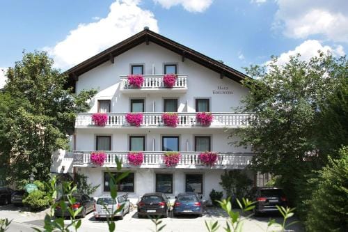 Lake and Cityhotel Edelweiss - self Check in Hotel in Zell am See