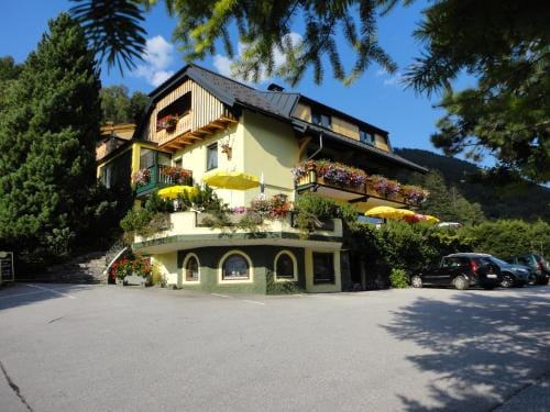 Landgasthof Hubertusstubn Hotel in Carinthia, Austria