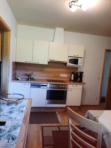 Landgasthof Hubertusstubn Hotel in Carinthia, Austria
