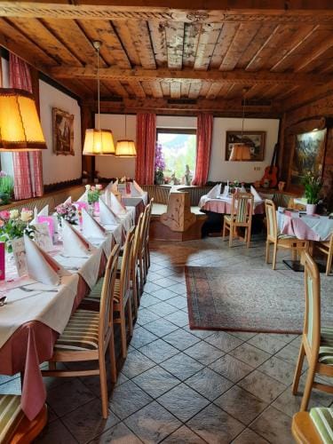 Landgasthof Hubertusstubn Hotel in Carinthia, Austria