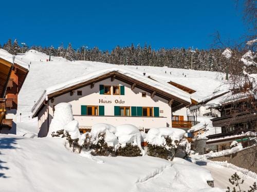 Haus Odo Hotel in Lech