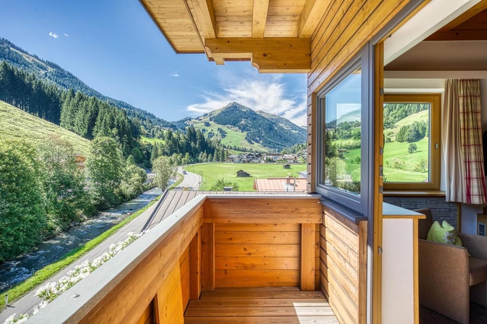 Hotel Barbarahof Saalbach mit Joker Card Hotel in Salzburgerland