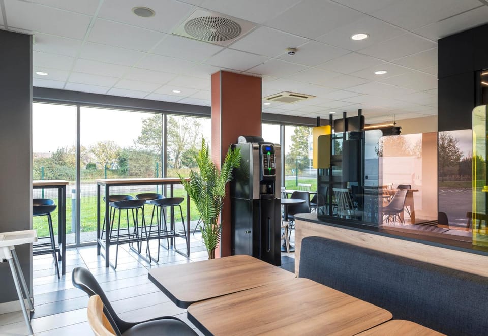 B&B HOTEL Laval Ouest Hotel in Laval
