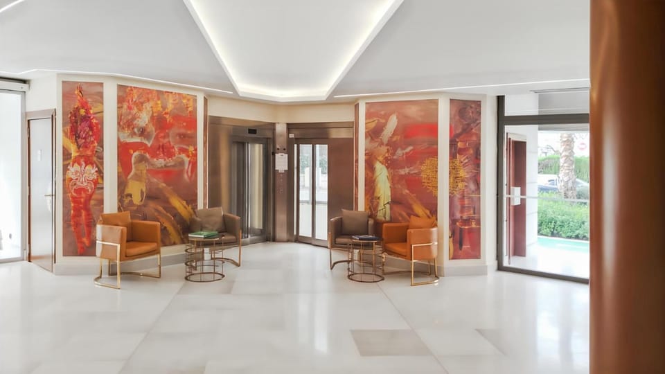 Goldstar Apartments & Suites Hotel in Nice
