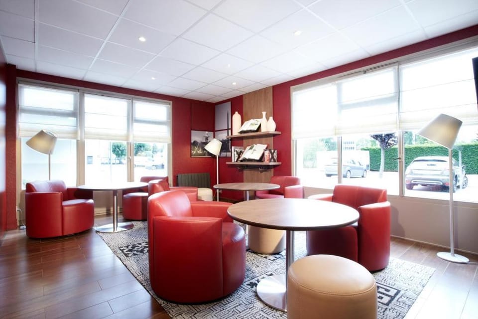 The Originals City Hotel La Verriere-Yvelines Hotel in Île-de-France
