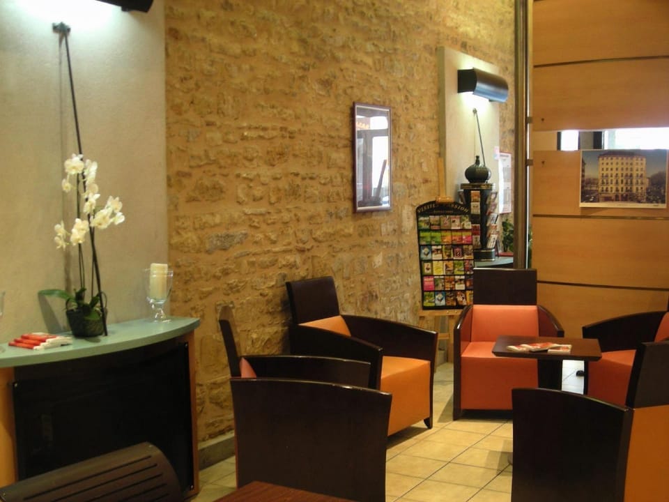 Au Patio Morand Hotel in Lyon
