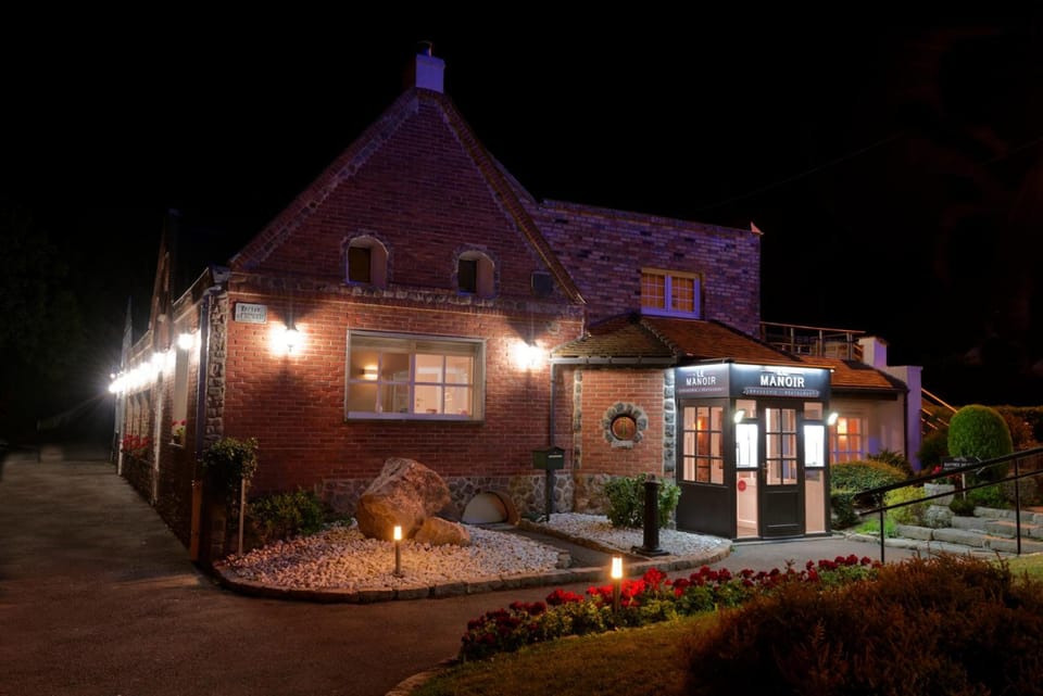Le Manoir Hotel in Hauts-de-France