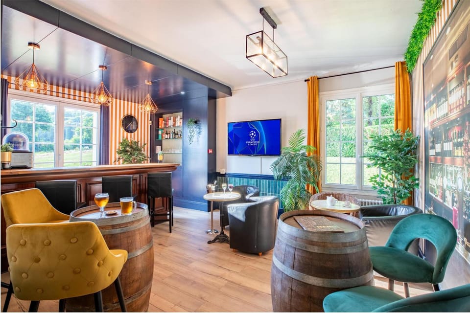 Bar/lounge