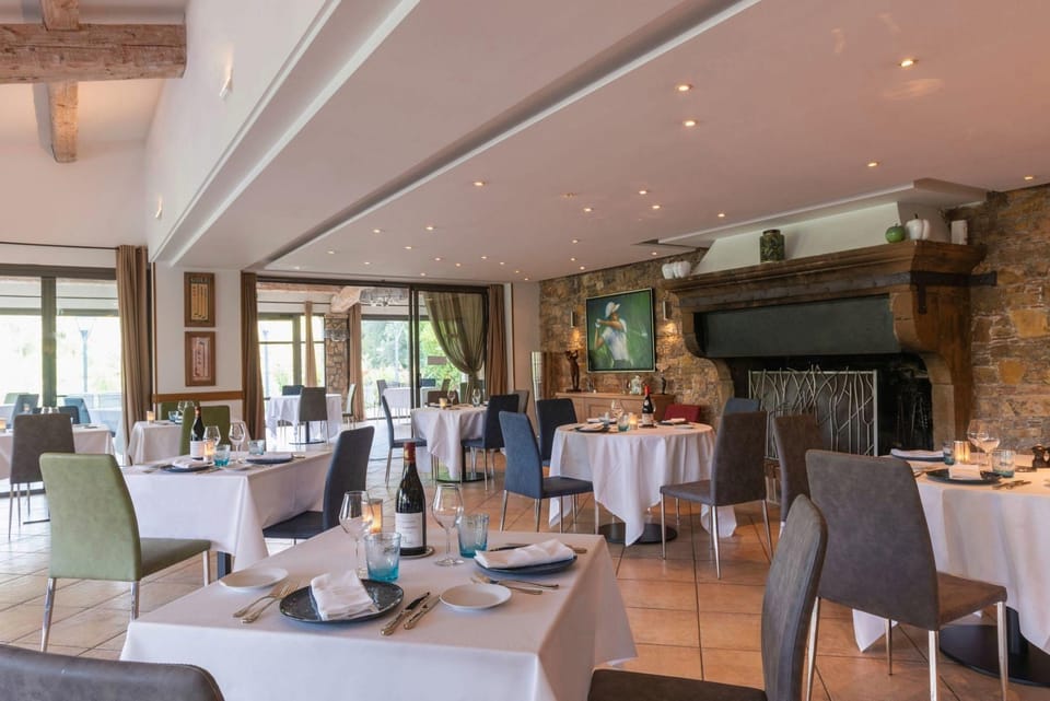 Hotel Golf & Spa Chateau de la Begude The Originals Collection Hotel in Roquefort-les-Pins