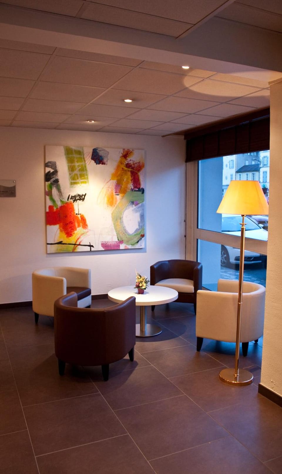 Shared lounge/TV area