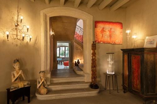 La Maison Sur La Sorgue - Esprit de France Hotel in L'Isle-sur-la-Sorgue