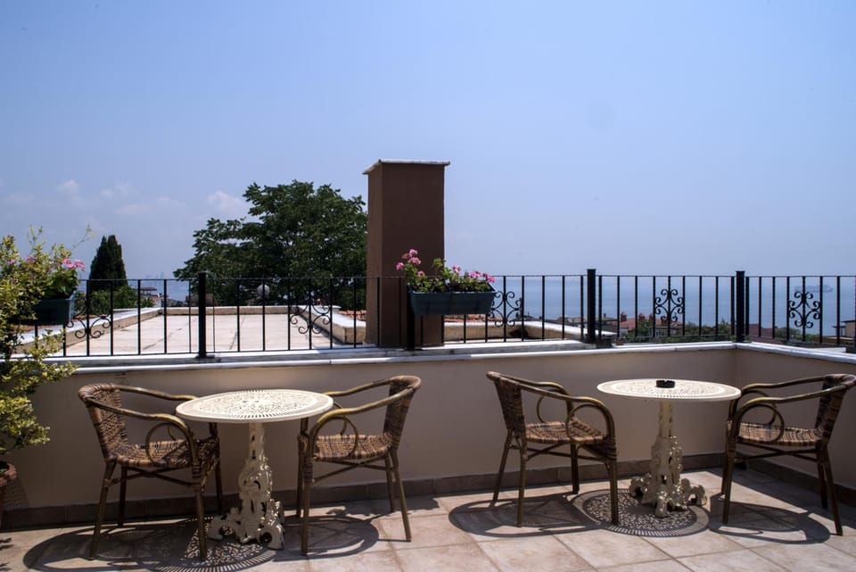 Hotel Tashkonak Istanbul Hotel in Istanbul