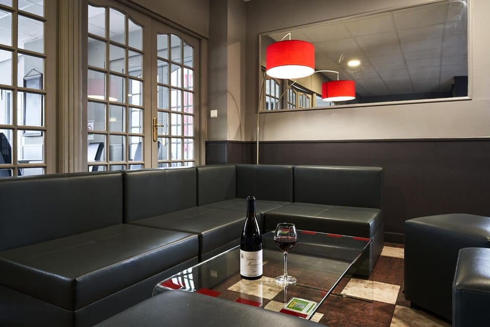 Bar/lounge