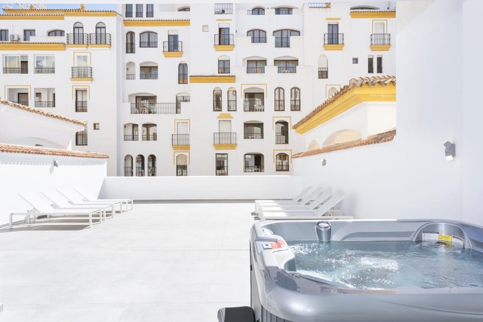 B51 Executive Flats Marbella Hotel in Marbella