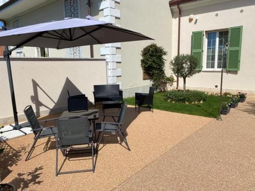Villino Micol camere a due passi dal mare Hotel in Marina di Carrara