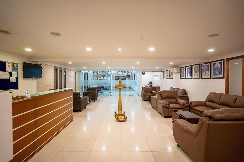 Malayalee Club Hotel in Chennai