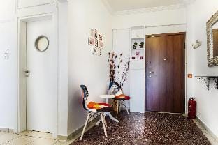 Gazi apartment with Acropolis views Hotel in Athens