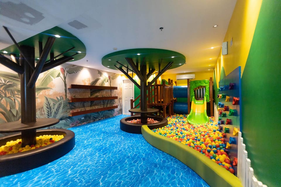 The Noble Cebu Hotel in Lapu-Lapu City