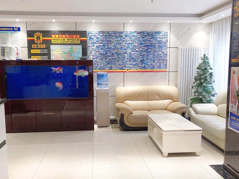 Super 8 Hotel Beijing Chaoyang Happy Valley Wangsiying Hotel in Beijing