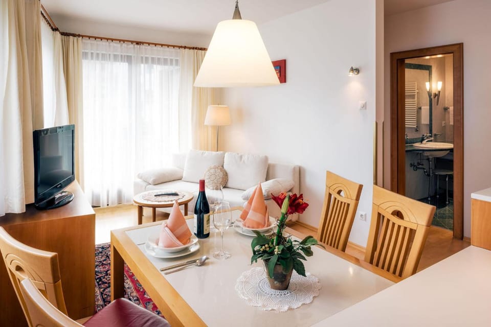 Hotel Garni Alpenruh-Micheluzzi Hotel in Serfaus