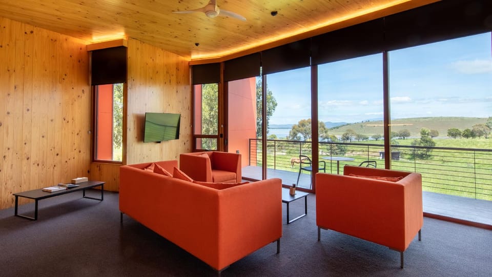 Iron Creek Bay Estate Hotel in Tasmania