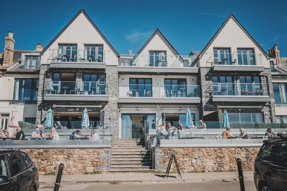 Polzeath Beach House Hotel in Polzeath Beach