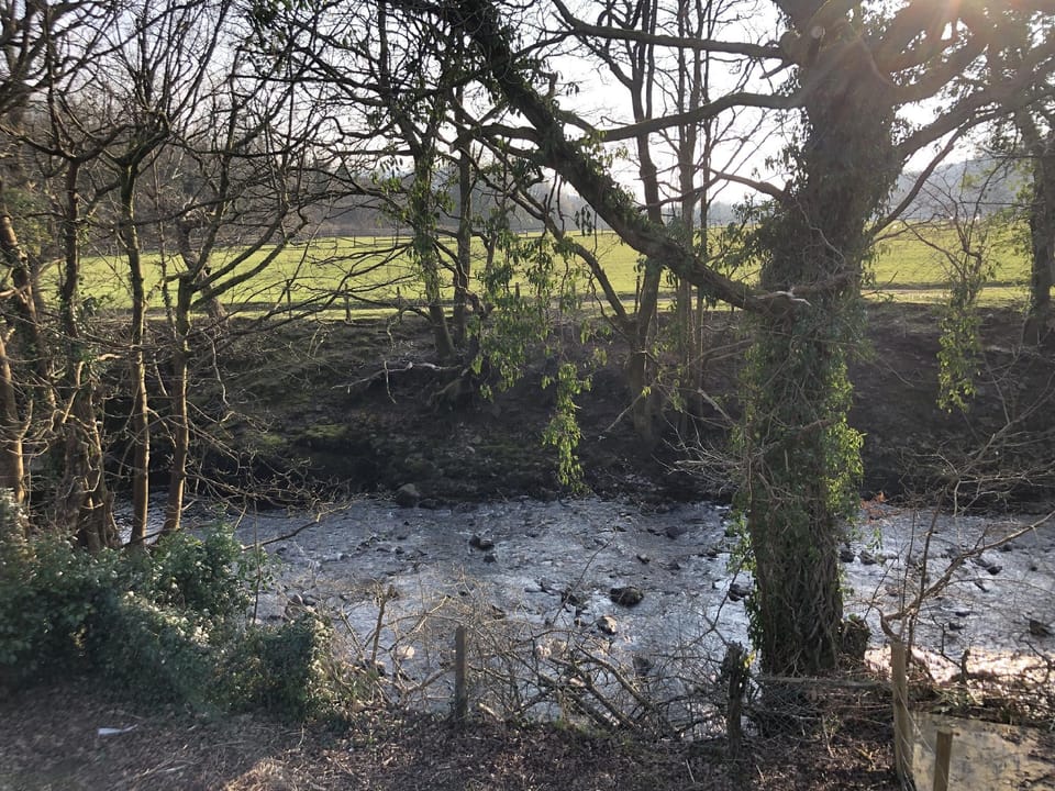 3 Bed House - Sleeps 6 - Parking - Garden - WIfi Hotel in Wales
