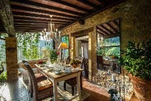 Casa Nel Bosco in Santa Maria del giudice Hotel in Emilia-Romagna