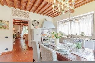 Villa Coccinelle in Pieve di Compito Hotel in Capannori
