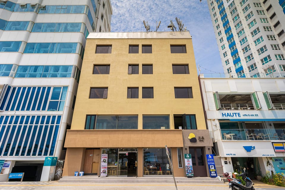 Busan Gwangalli Hotel W Motel in Busan