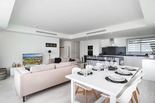 AL-401 ESTEPONA - APARTMENT - ALCAZABA LAGOON Hotel in Costa del Sol