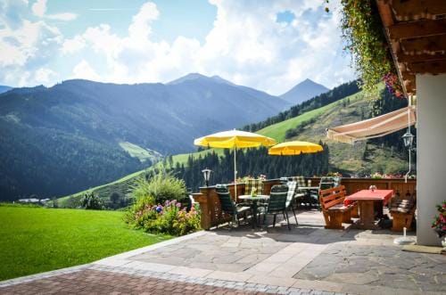 Ferienhof Wolflbauer Hotel in Salzburgerland