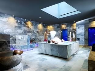 Thermenhotel Karawankenhof Hotel in Villach
