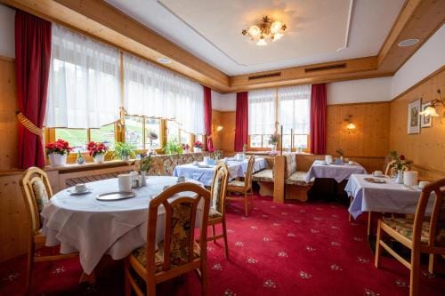 Hotel Persura Hotel in Ischgl