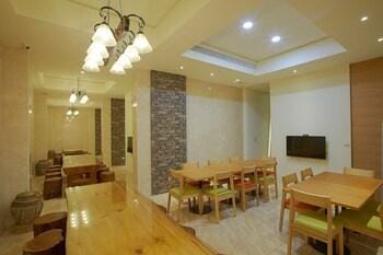 Top Bay B&B Hotel in Kaohsiung