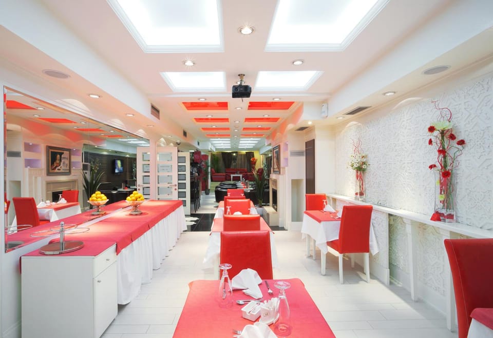 Garni Hotel Crystal Hotel in Serbia