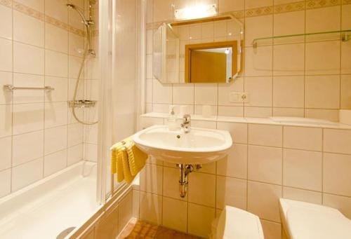 Gasthof und Pension Neuwirt Hotel in Tyrol