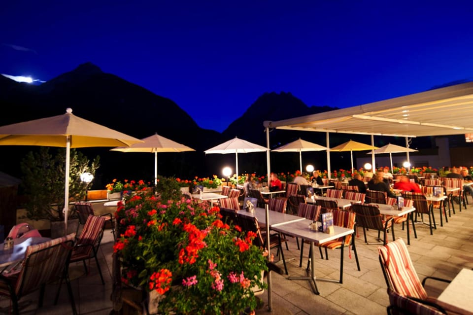 Hotel Astras Inn in Canton of Grisons