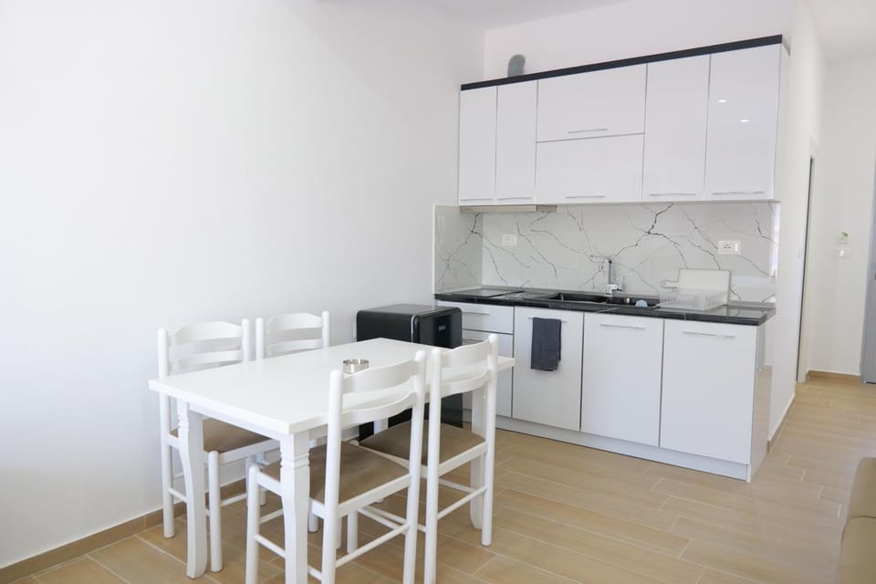 Lux Apartments Hotel in Ksamil