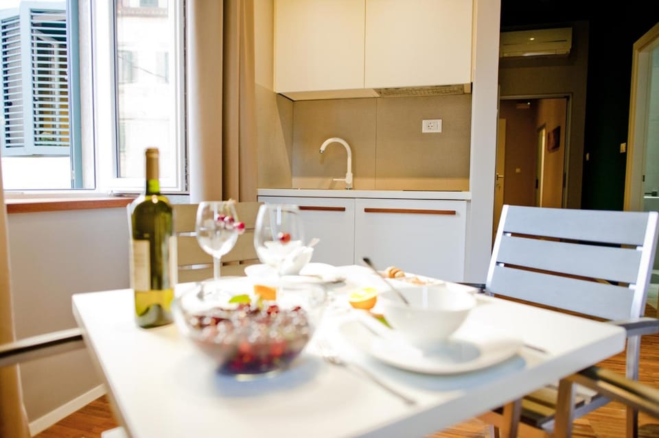 Riva City Rooms Apartment hotel in Split