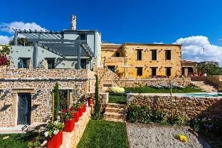 ERONDAS CCV - Villa II Hotel in Crete
