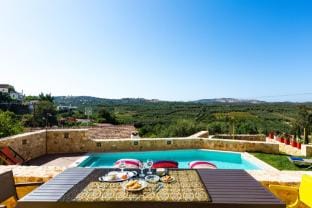 ERONDAS Cretan Country Villas Hotel in Crete