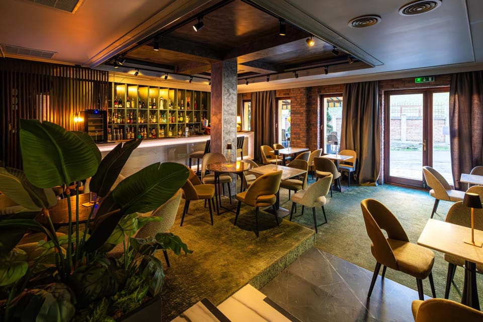 Hotel Brilliant Plaza Hotel in Cluj County