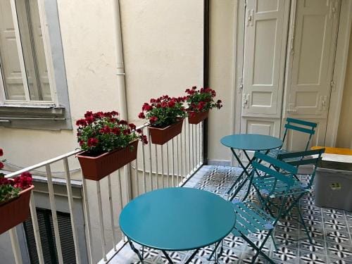 Ventaglieri 74 by Dimorra Hotel in Naples