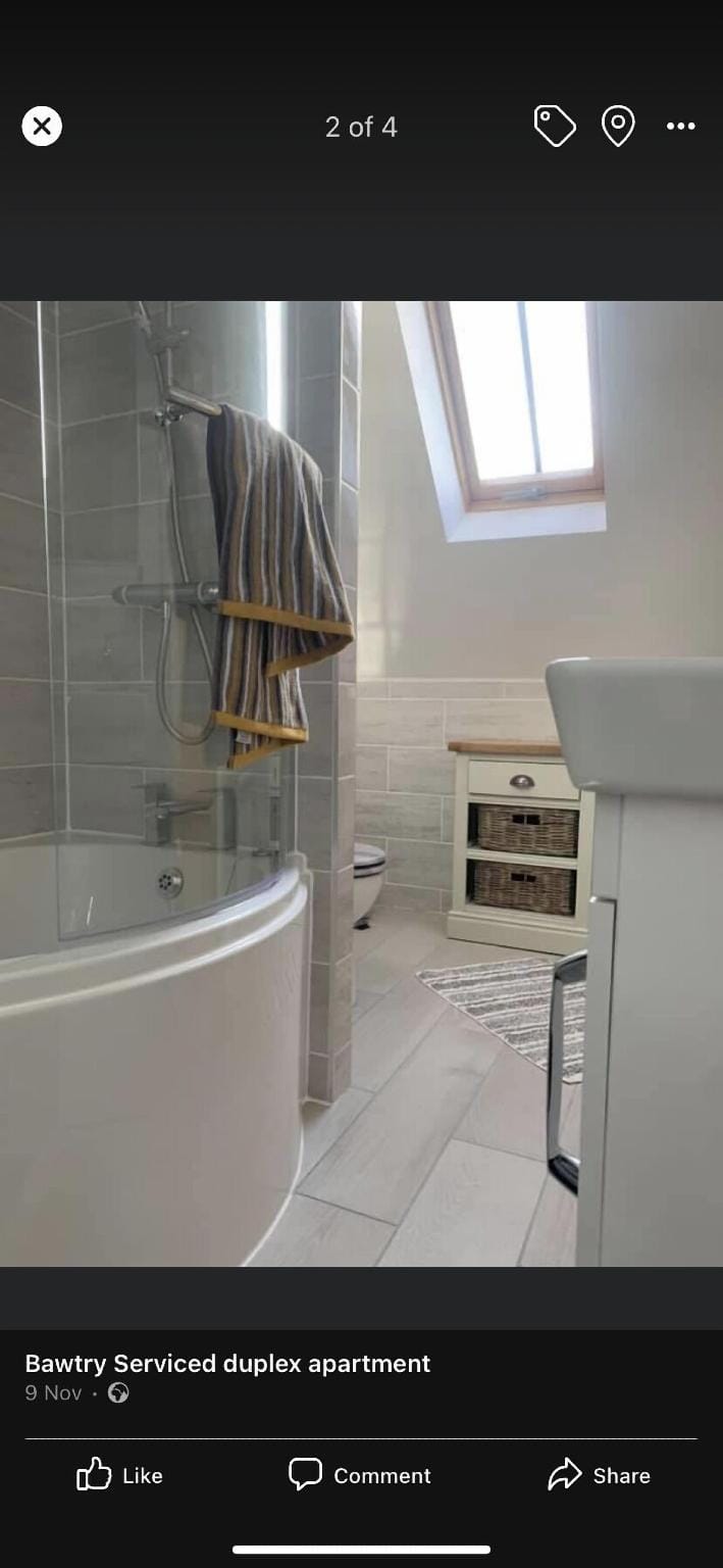 2-Bed Duplex Sleeps 3 with Fireplace Hotel in Bassetlaw District