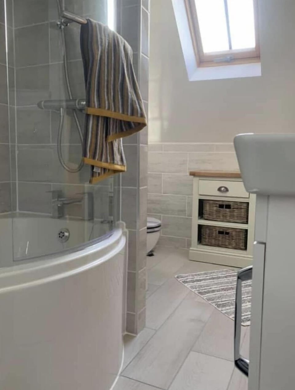 2-Bed Duplex Sleeps 3 with Fireplace Hotel in Bassetlaw District